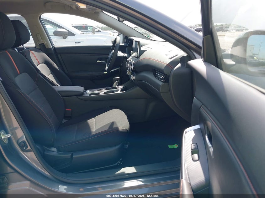 VIN 3N1AB8DV2SY304607 2025 NISSAN SENTRA SR
