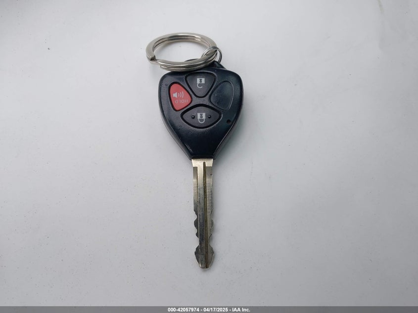 2010 TOYOTA YARIS VIN: JTDBT4K32A1385653