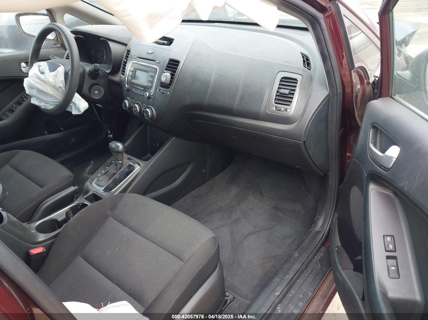 2017 KIA FORTE LX - 3KPFK4A76HE044840