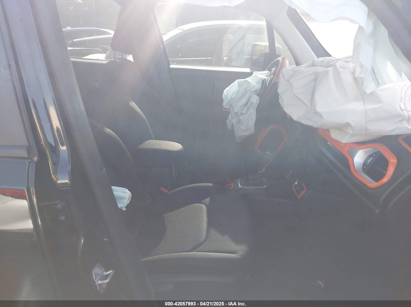2021 JEEP RENEGADE VIN: ZACNJCAB0MPM36798