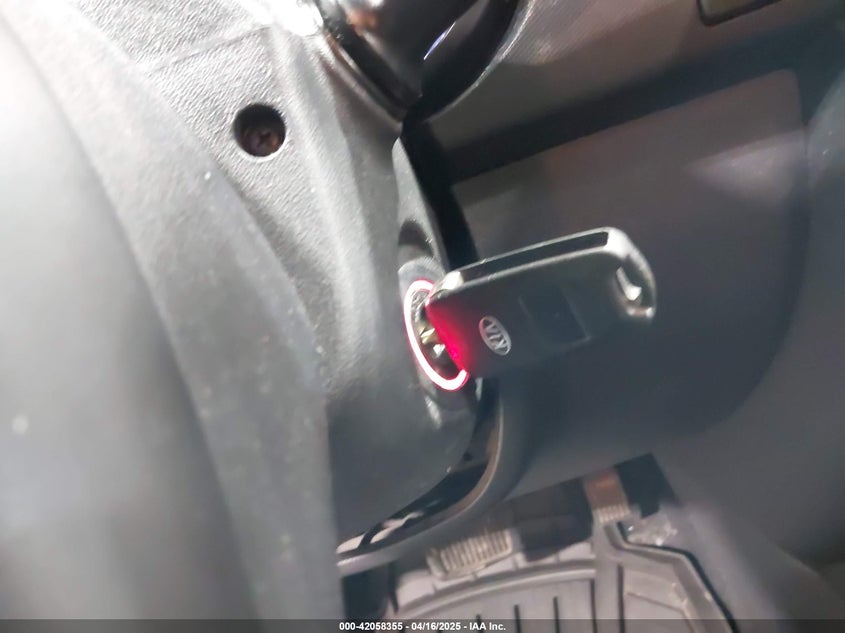 2013 KIA SOUL VIN: KNDJT2A57D7606670