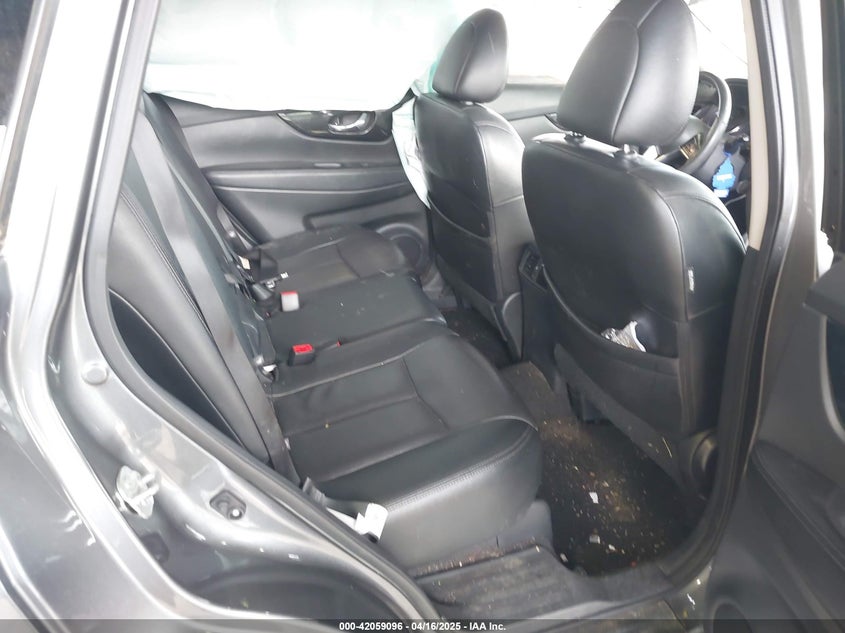 2017 NISSAN ROGUE SL - 5N1AT2MV3HC761513