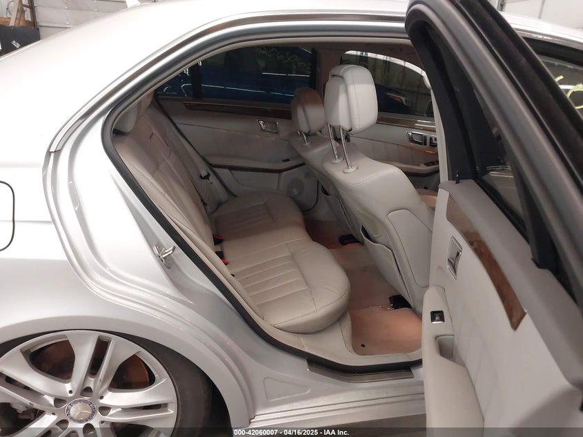 2011 MERCEDES-BENZ E 550 VIN: WDDHF7CBXBA346597