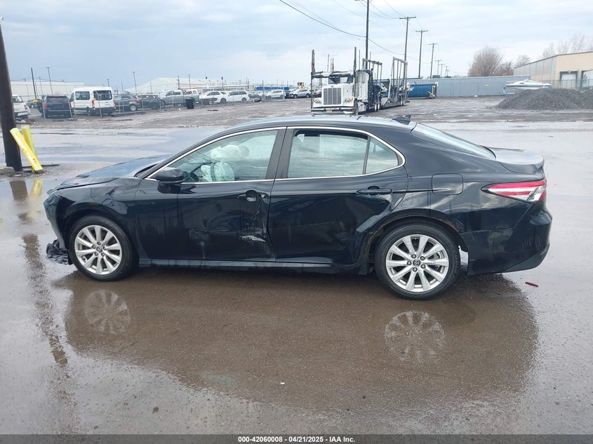 2019 TOYOTA CAMRY VIN: 4T1B11HK2KU263910