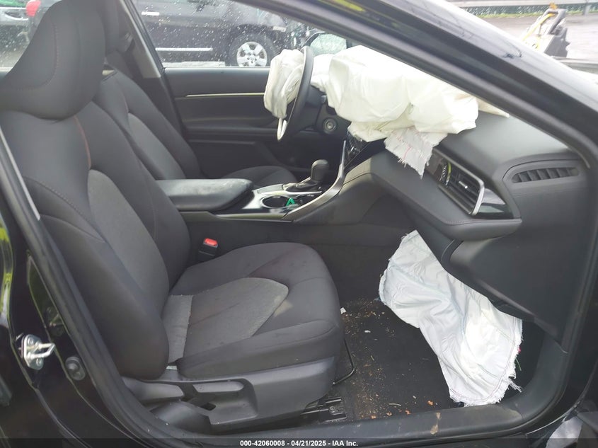 2019 TOYOTA CAMRY VIN: 4T1B11HK2KU263910