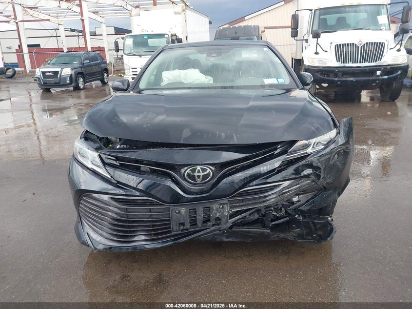 2019 TOYOTA CAMRY VIN: 4T1B11HK2KU263910