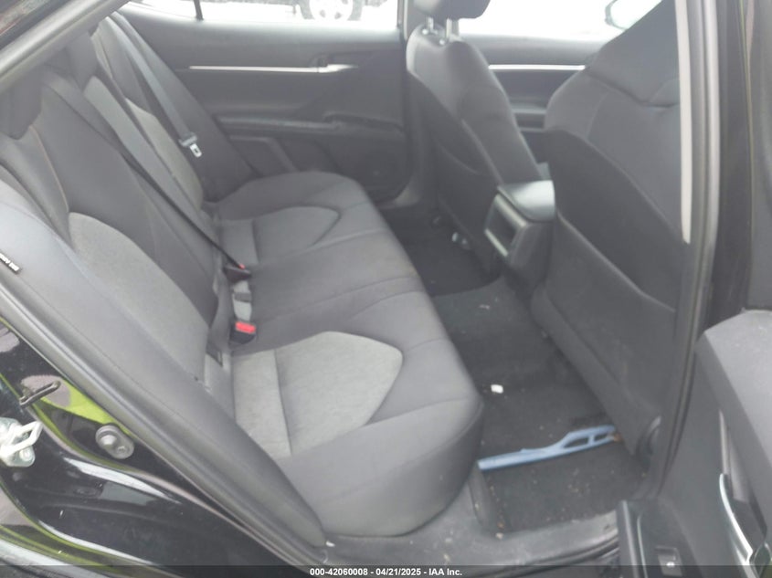 2019 TOYOTA CAMRY VIN: 4T1B11HK2KU263910