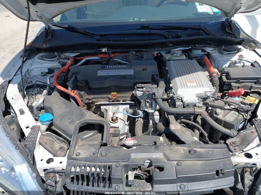 2015 HONDA ACCORD HYBRID VIN: 1HGCR6F77FA004335