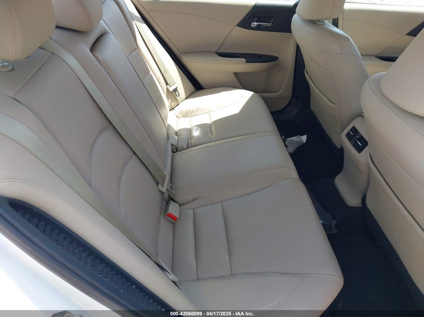 2015 HONDA ACCORD HYBRID VIN: 1HGCR6F77FA004335