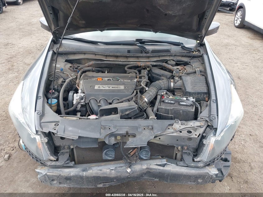 2009 HONDA ACCORD VIN: 1HGCP26829A057911