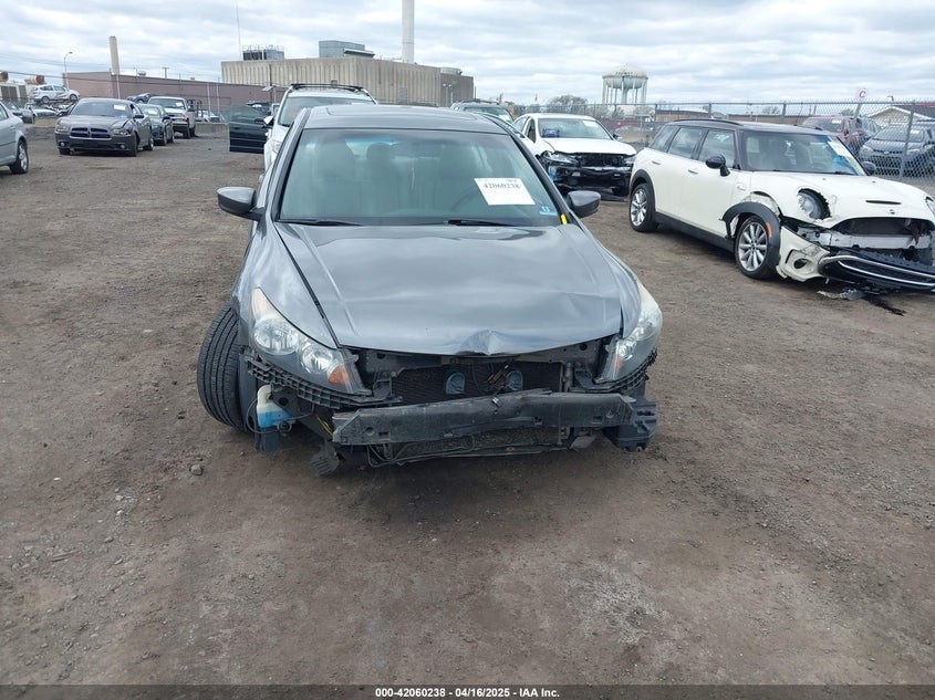 2009 HONDA ACCORD VIN: 1HGCP26829A057911