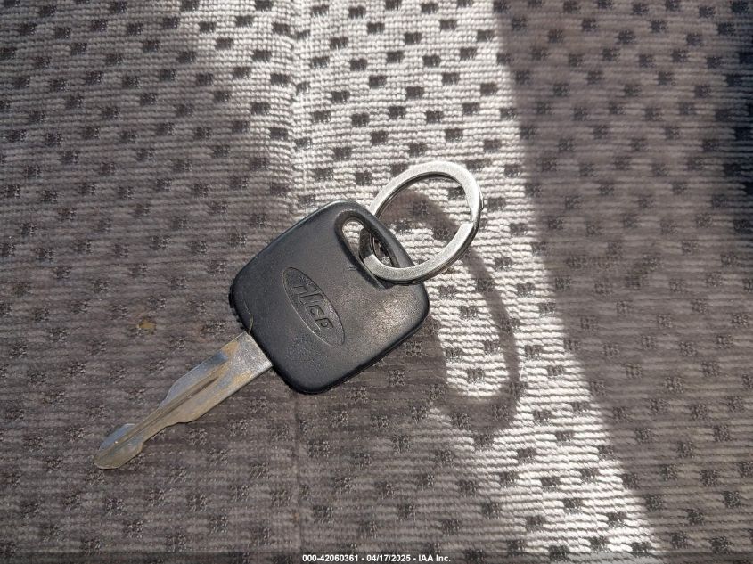 2004 Ford F-150 Heritage Xl/Xlt VIN: 2FTRX18W34CA97890 Lot: 42060361