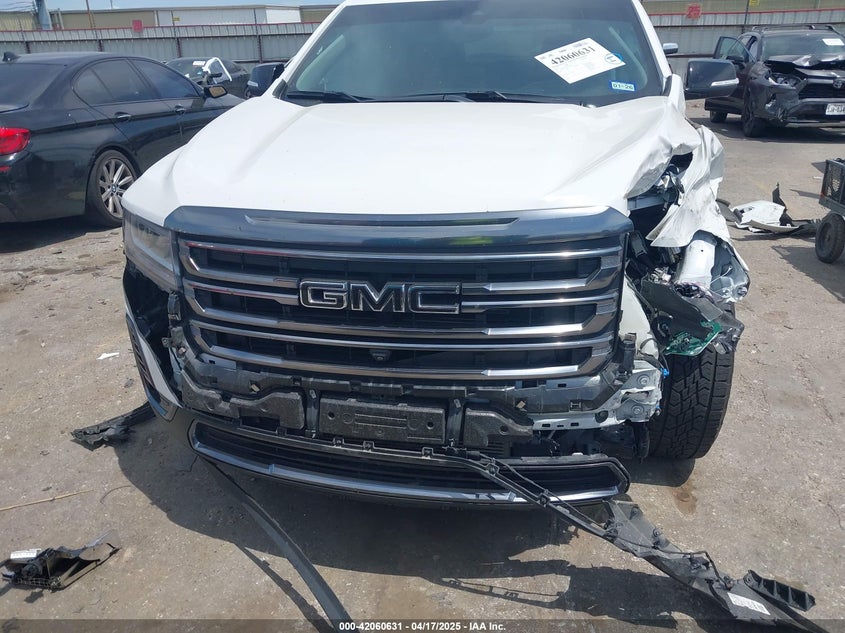 2023 GMC ACADIA AWD AT4 - 1GKKNLLS1PZ248079