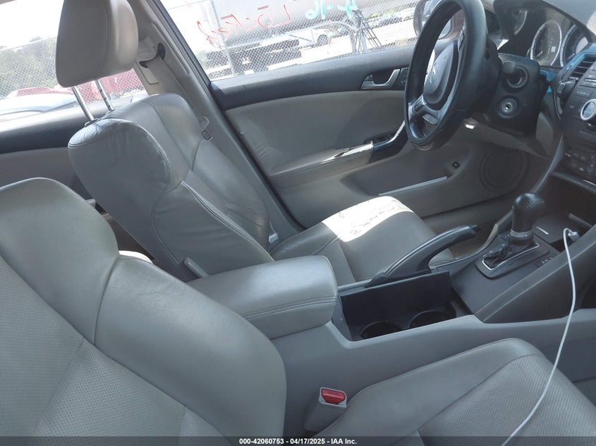 2010 ACURA TSX VIN: JH4CU2F68AC029379