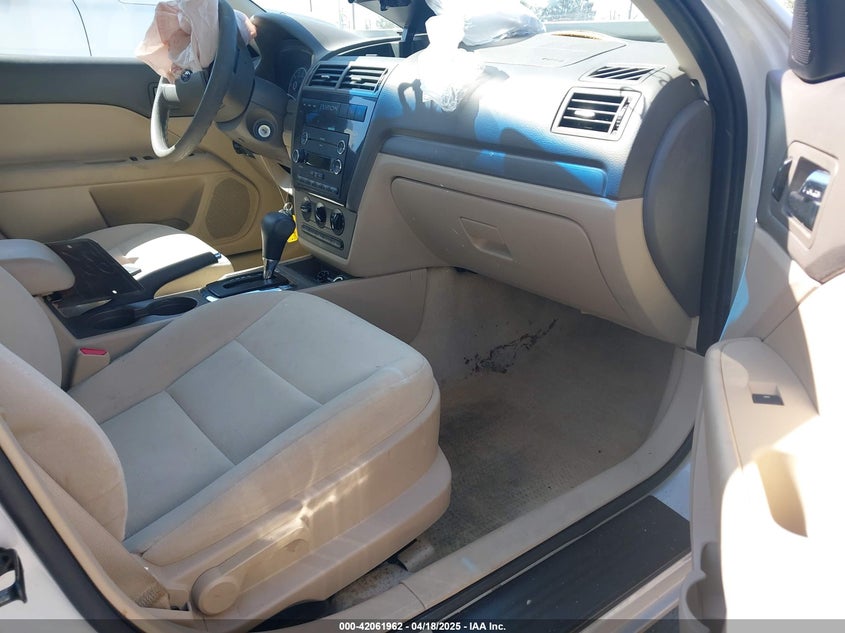 2009 FORD FUSION VIN: 3FAHP07Z29R176442