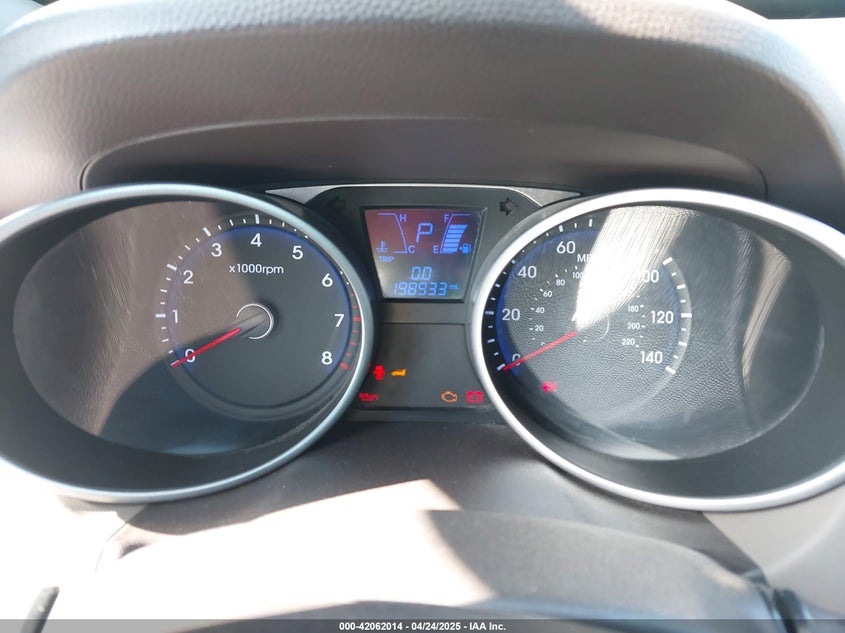 2014 HYUNDAI TUCSON SE - KM8JU3AG2EU871113