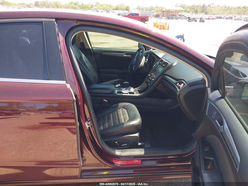 2017 FORD FUSION VIN: 3FA6P0H73HR167932