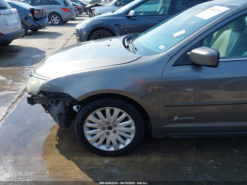 2010 FORD FUSION HYBRID VIN: 3FADP0L32AR342981