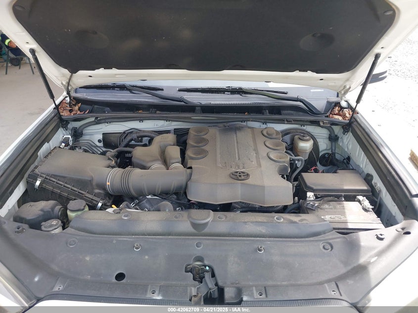 2018 TOYOTA 4RUNNER LIMITED - JTEZU5JR9J5180116