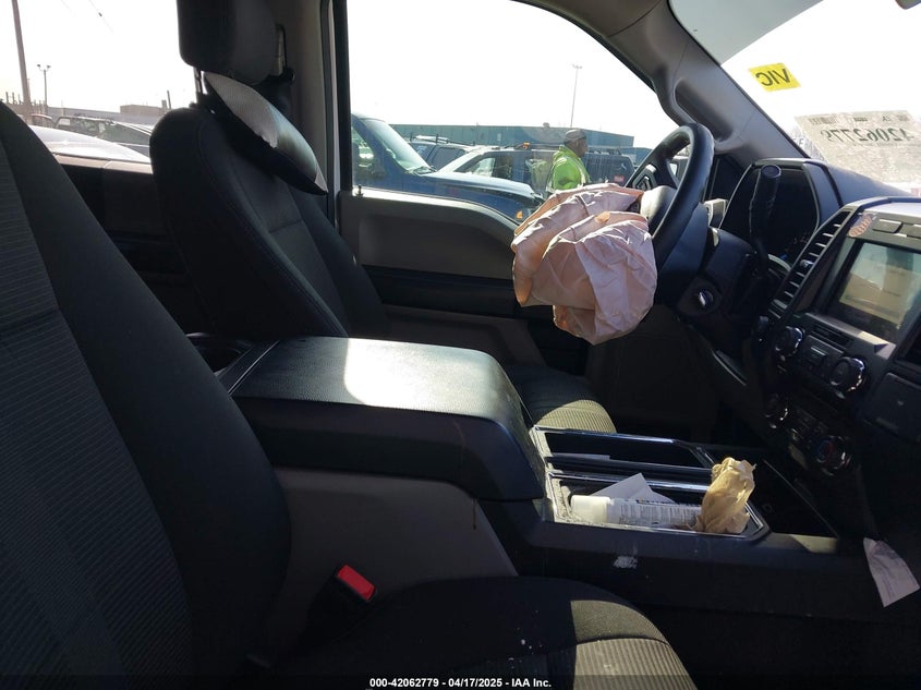 VIN 1FTEW1EP9JKF26133 2018 FORD F-150 XL