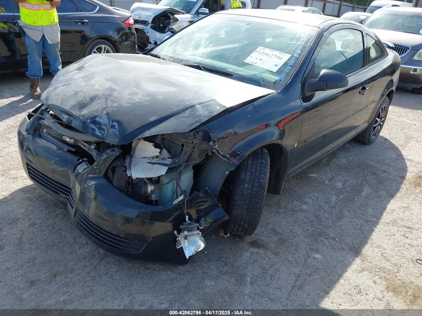 2008 CHEVROLET COBALT VIN: 1G1AK18F587132003