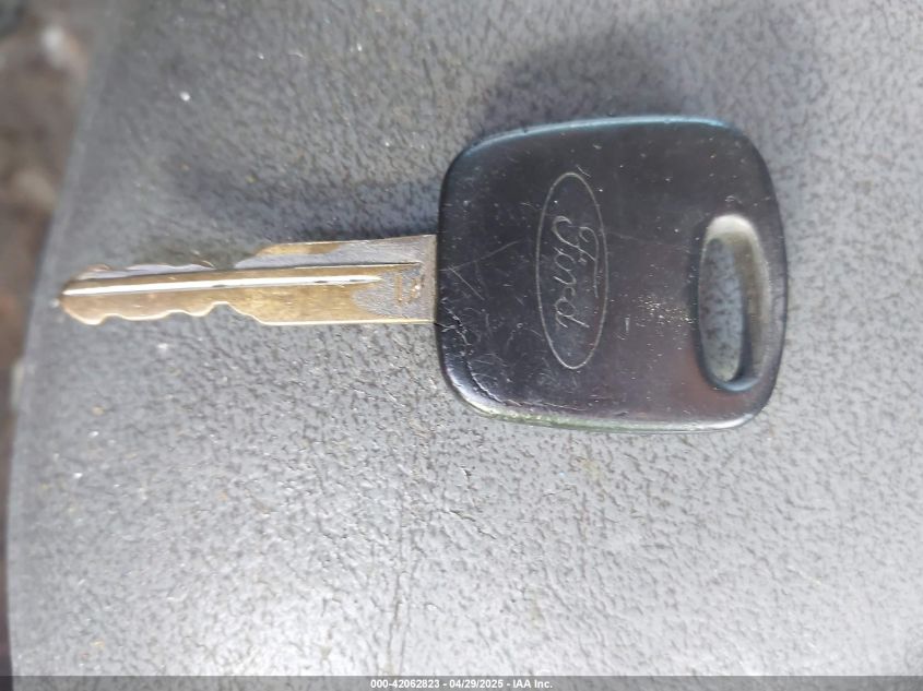 2003 Ford Escape Xlt VIN: 1FMYU93143TA77989 Lot: 42062823