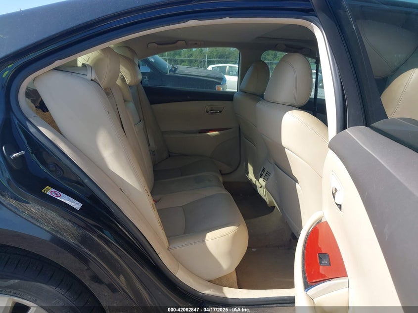 2011 LEXUS ES 350 VIN: JTHBK1EG2B2452620