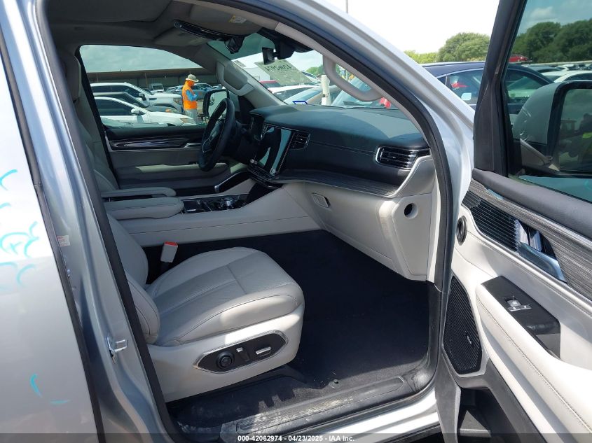 2022 Jeep Wagoneer - 1C4SJUDT4NS118002