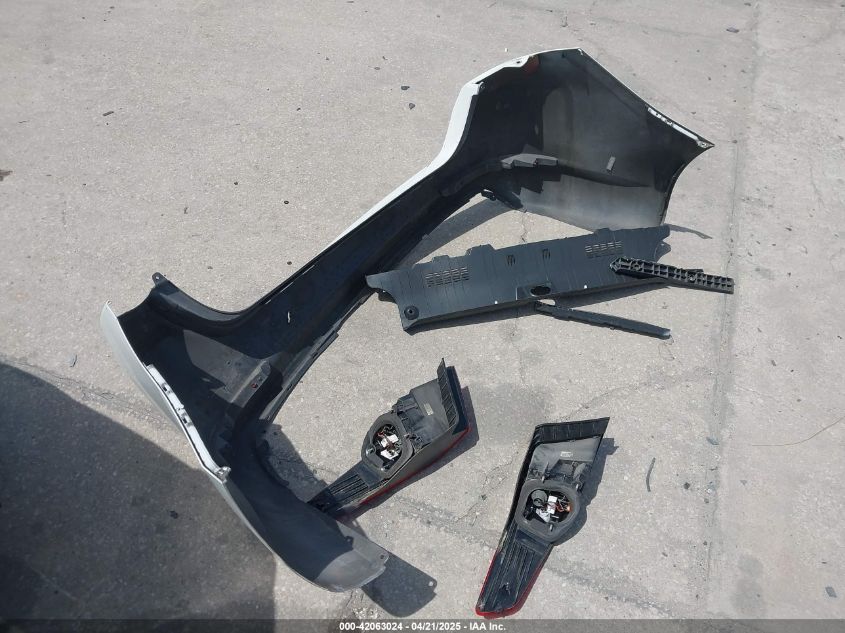 2011 Kia Optima Lx VIN: KNAGM4A75B5133443 Lot: 42063024