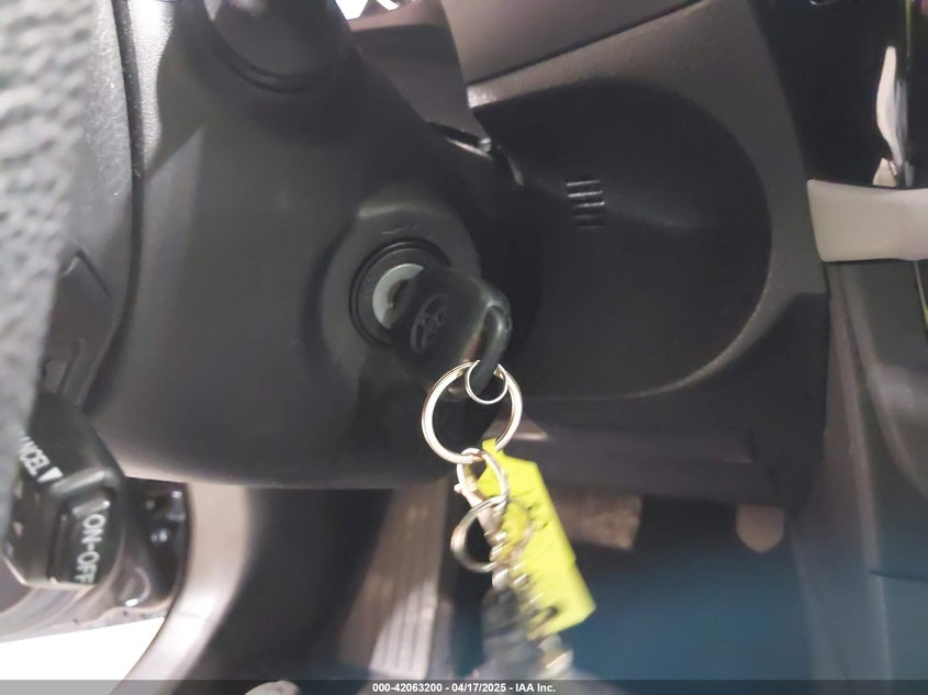 2016 TOYOTA COROLLA LE PLUS - 5YFBURHE6GP378213