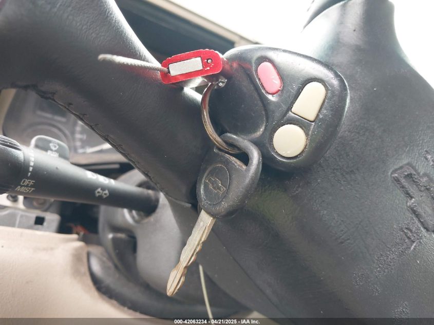 2002 Chevrolet Silverado 1500 Ls VIN: 2GCEC19V321284216 Lot: 42063234