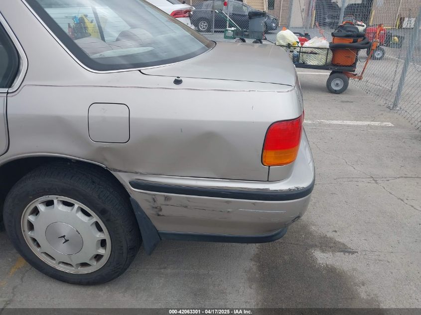 1993 Honda Accord Ex VIN: JHMCB7674PC001003 Lot: 42063301