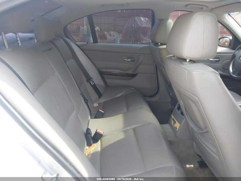 2007 BMW 328I VIN: WBAVA33567PG51582