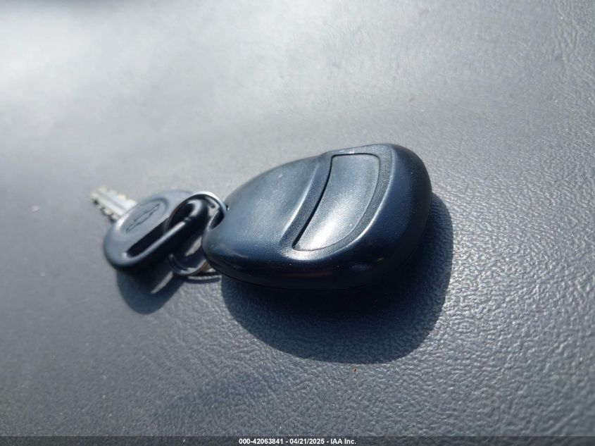 2003 Chevrolet Silverado 3500 Ls/Lt VIN: 1GCJC39103E160203 Lot: 42063841