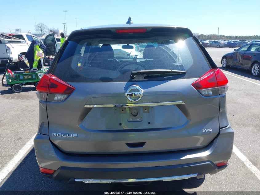 2017 NISSAN ROGUE S - JN8AT2MV1HW013821