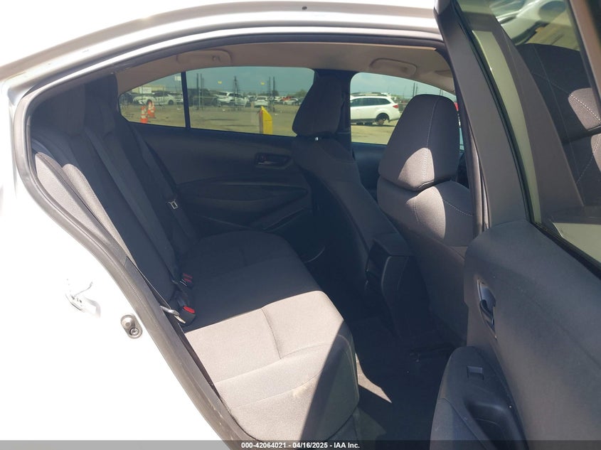 VIN 5YFEPMAE9NP333734 2022 TOYOTA COROLLA LE