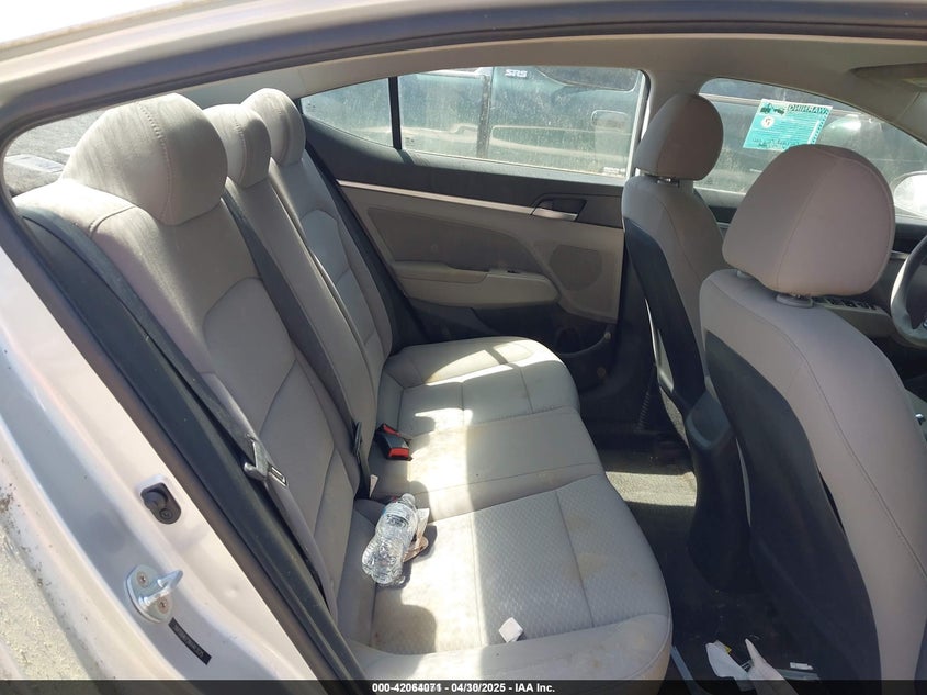 2019 HYUNDAI ELANTRA SEL - 5NPD84LF2KH413125