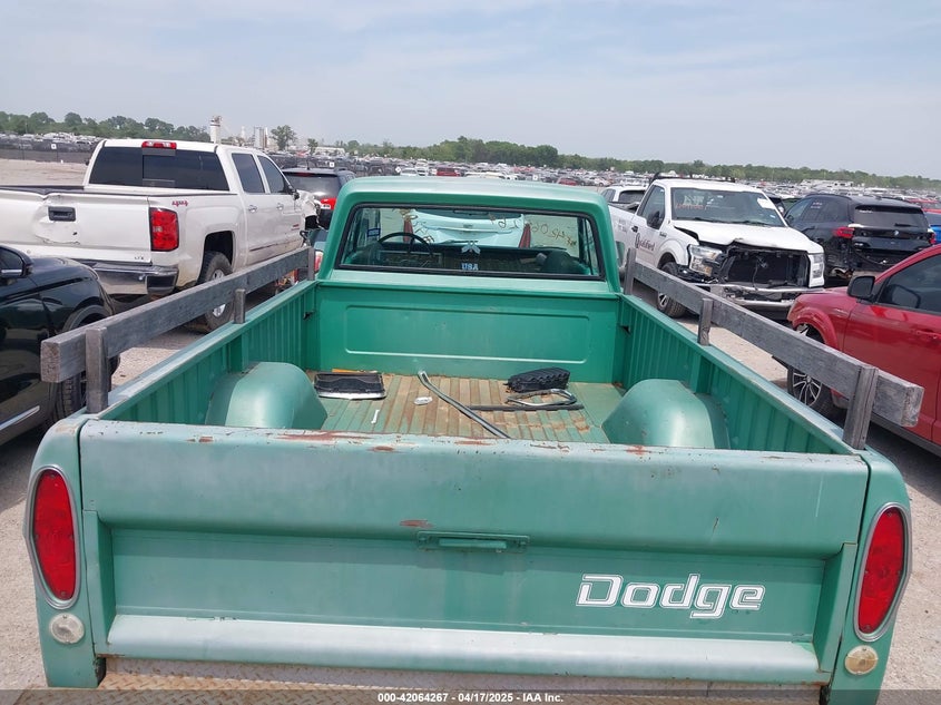 1971 Dodge D100 VIN: D14AE1S353985 Lot: 42064267