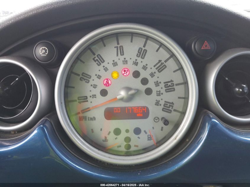 2006 Mini Cooper S VIN: WMWRE33596TL21718 Lot: 42064271