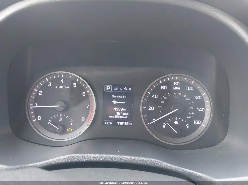 2016 HYUNDAI TUCSON VIN: KM8J33A29GU148840