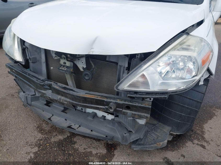 2009 NISSAN VERSA VIN: 3N1BC13E19L371006