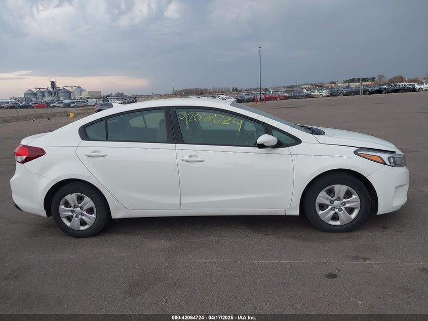 2018 KIA FORTE LX - 3KPFK4A7XJE277416