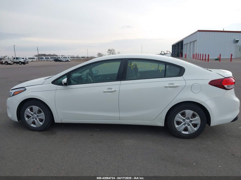 2018 KIA FORTE LX - 3KPFK4A7XJE277416
