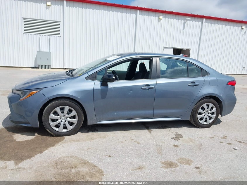 2022 TOYOTA COROLLA LE - 5YFEPMAE6NP348272
