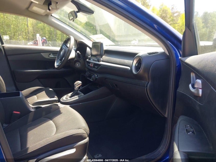 2019 KIA FORTE LXS - 3KPF24AD0KE031580