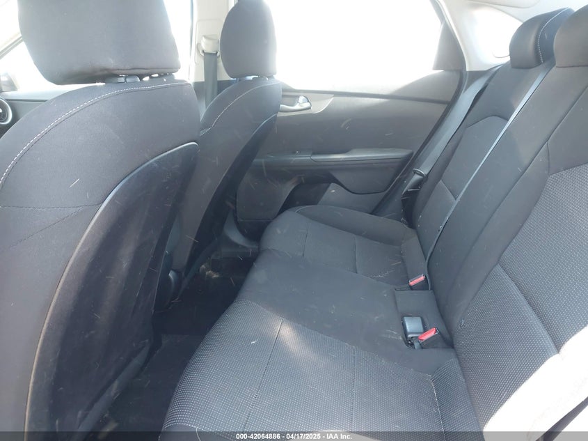 2019 KIA FORTE LXS - 3KPF24AD0KE031580