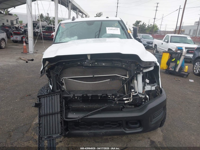 2022 RAM 2500 VIN: 3C6UR5CL1NG438188