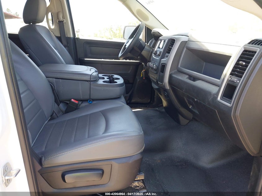 2019 RAM 1500 CLASSIC VIN: 1C6RR6FGXKS707254
