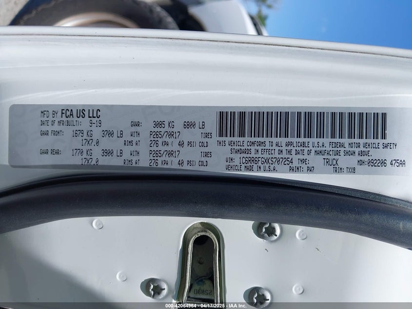2019 RAM 1500 CLASSIC VIN: 1C6RR6FGXKS707254