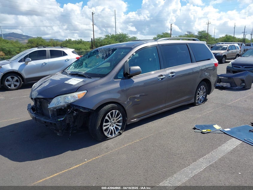 2020 TOYOTA SIENNA VIN: 5TDYZ3DCXLS078530